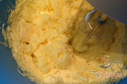 Recept elkészítése Egyszerű, gyors szelet joghurtos krémmel, lépés 9