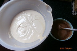 Recept elkészítése Fantasztikus márványos korpusz tortákhoz, lépés 9