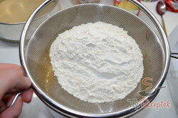 Recept elkészítése „Lusta” mézes torta, nyújtás nélkül, lépés 7