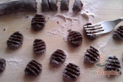 Recept elkészítése Házi kakaós-kókuszos keksz, lépés 4