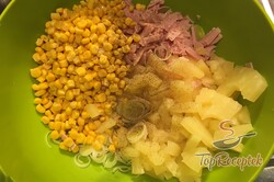Recept elkészítése Zellersaláta ananásszal, lépés 3