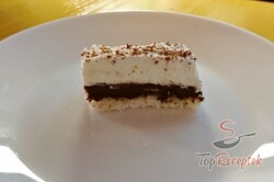 Recept Kókuszos finomság csokoládéval és puffasztott rizzsel