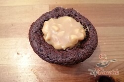 Recept elkészítése Fenomenális SNICKERS muffin, lépés 5