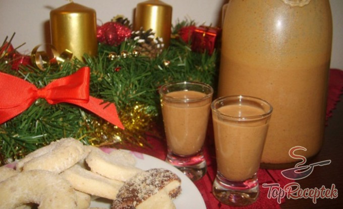 Recept Mézeskalácsos karácsonyi likőr