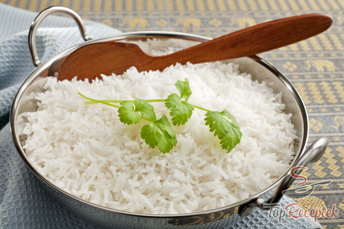 Recept Hogyan főzzünk tökéletes rizst: Mi a pontos aránya a víznek és rizsnek? Mit kell még hozzáadni?